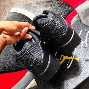 Nike Air Men's Black Sneakers